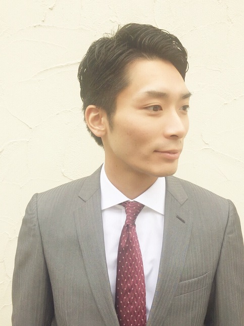 大人ショート ビジネススタイル